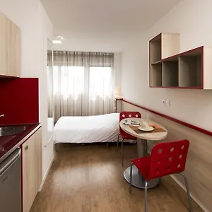 https://phileas-lodge.hotels-rhonealpes.com